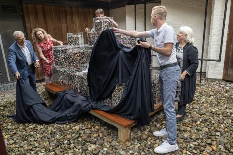 Opening Knopenmonument